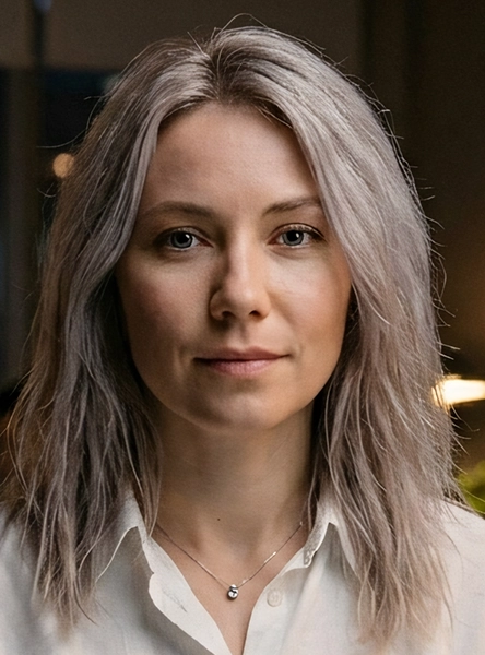 ddcrew26_lydia_fairborne-b